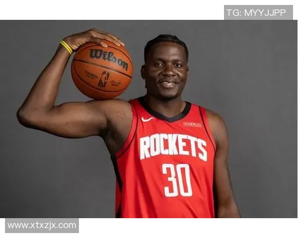 克林特卡佩拉：从默默无闻到NBA篮板王的奋斗历程与成就分析